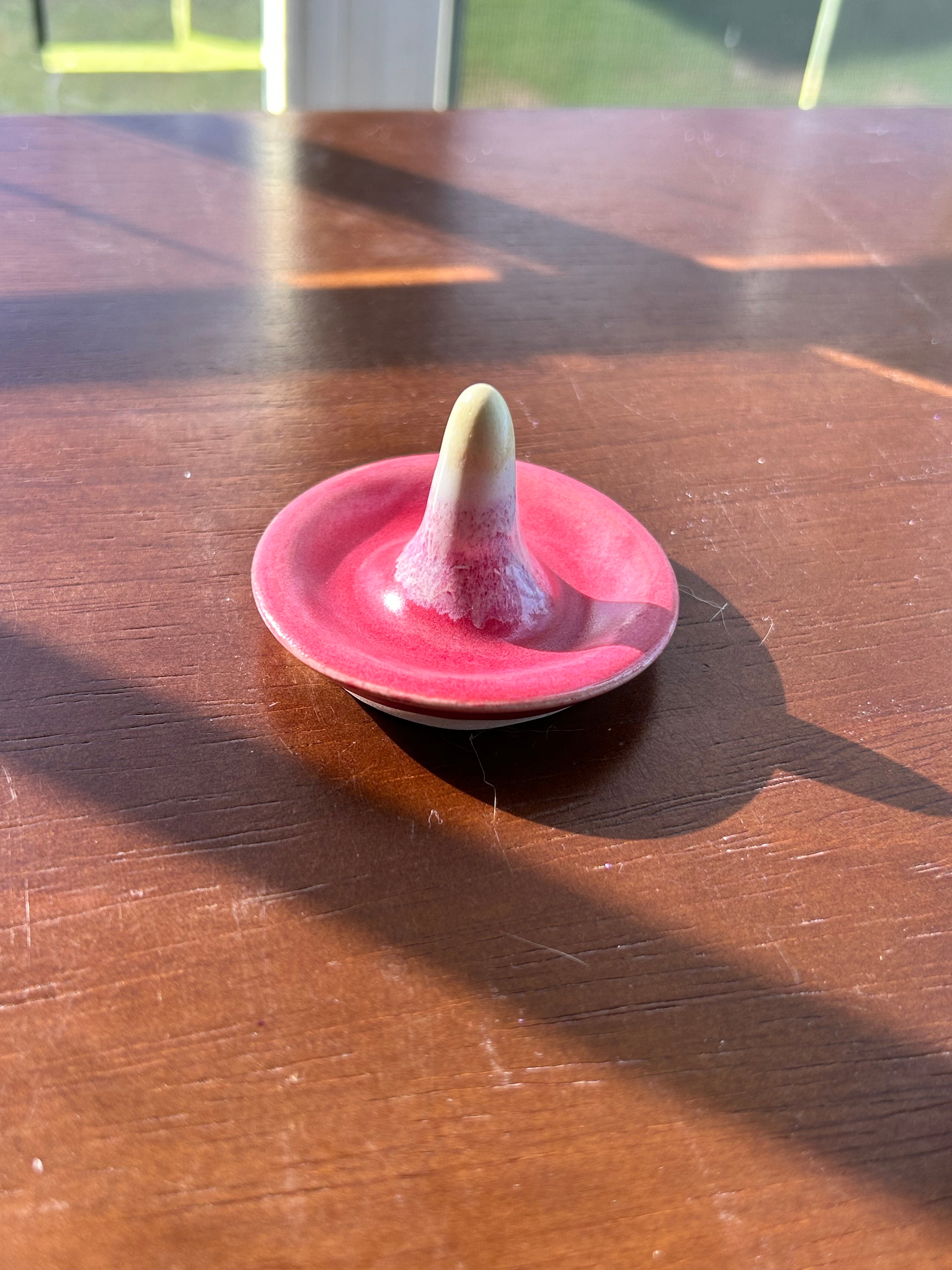 Tiny ring holder